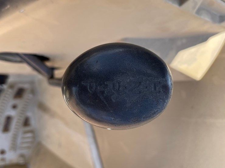 #1202-•-2012-polaris-m12zn8eai-4-wheeler-image-32