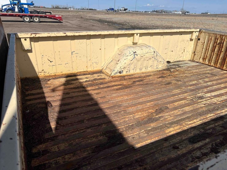 1977-dodge-power-wagon-image-14