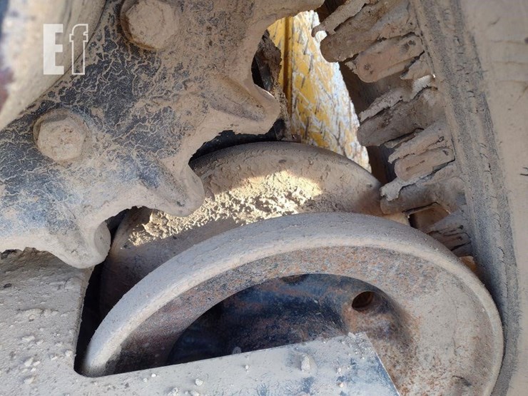 2022-deere-325g-image-13