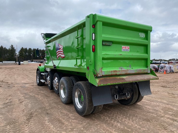 2015-kenworth-t800-image-8