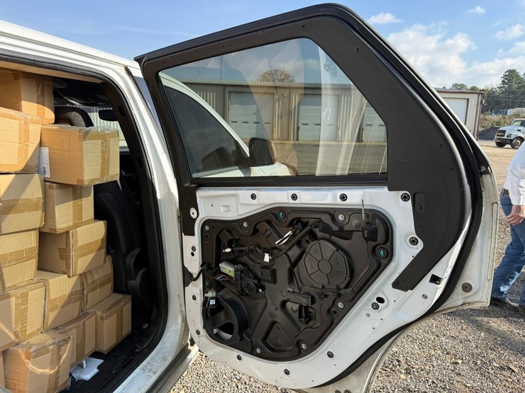 2019-dodge-durango-image-23