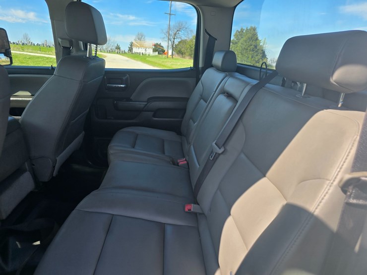 2019-chevrolet-silverado-3500-image-76