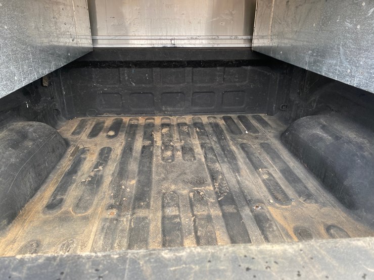 2018-dodge-ram-2500-image-29