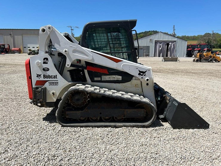 2019-bobcat-t595-image-5