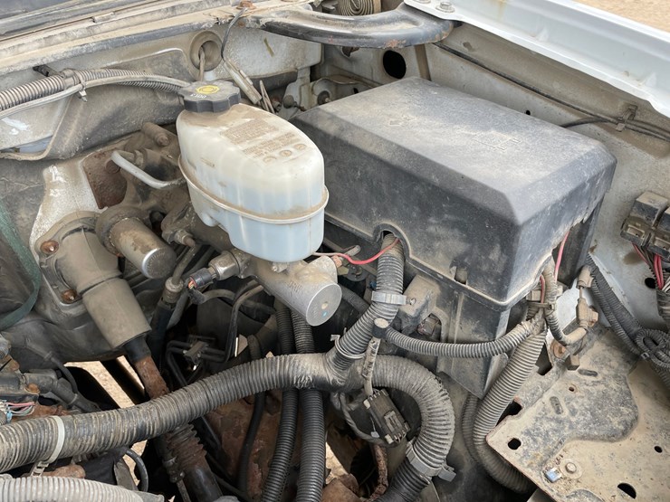 2011-chevrolet-3500-image-59