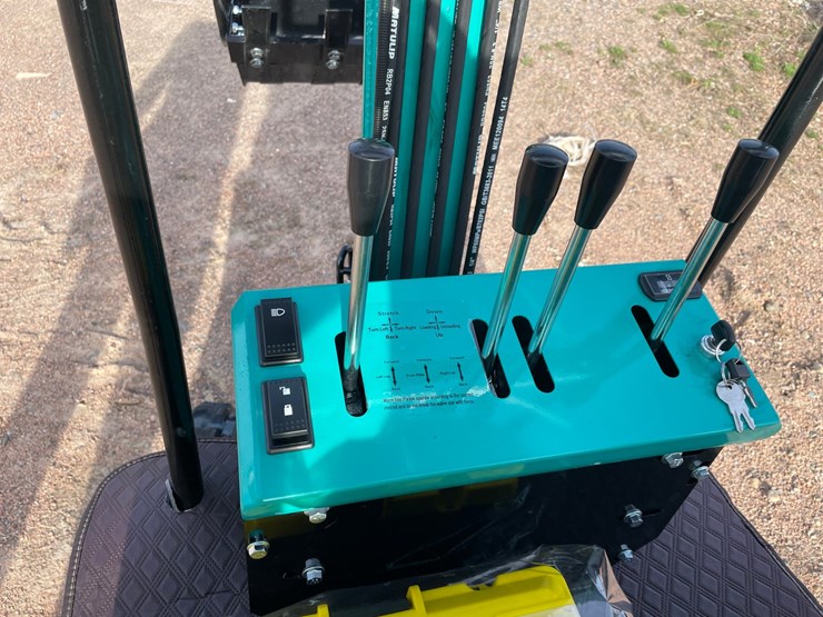 2026-cfg-industry-mh12rx-image-14