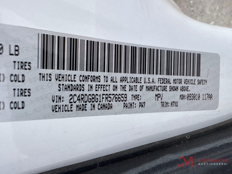 2015-dodge-grand-caravan-image-15