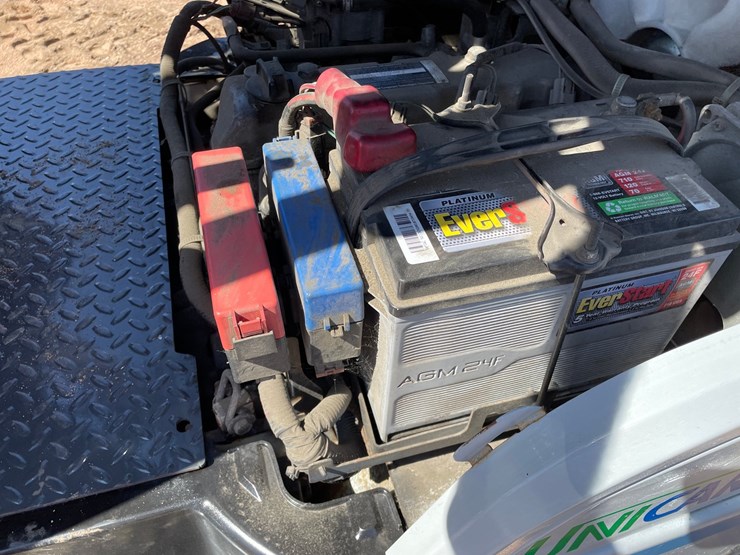 #1133-•-unicarriers-lp-forklift-image-26