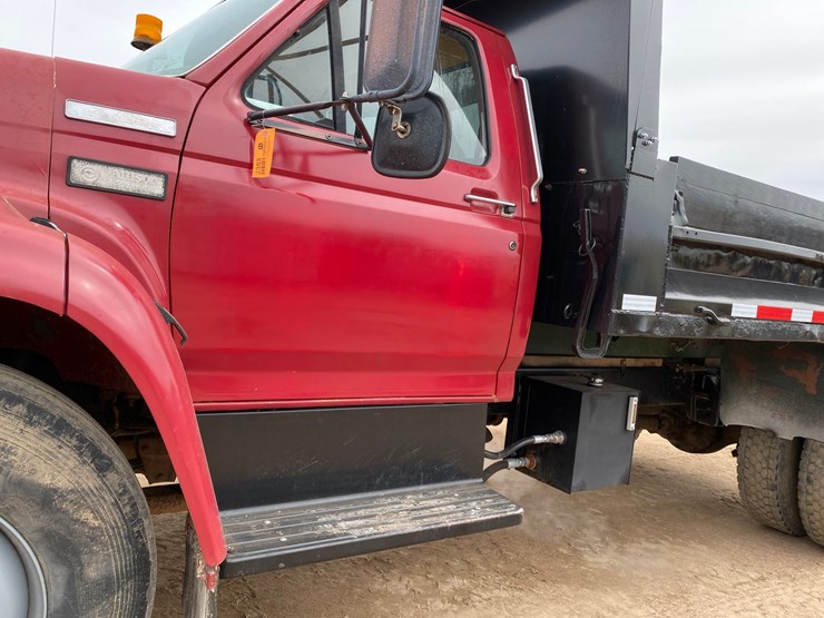 1995-ford-f700-image-15