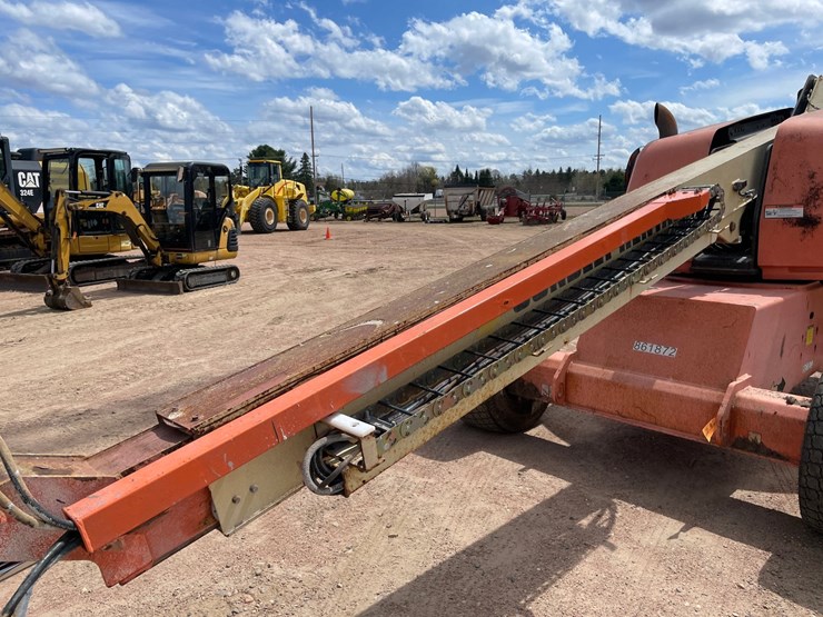 2016-jlg-400s-image-19