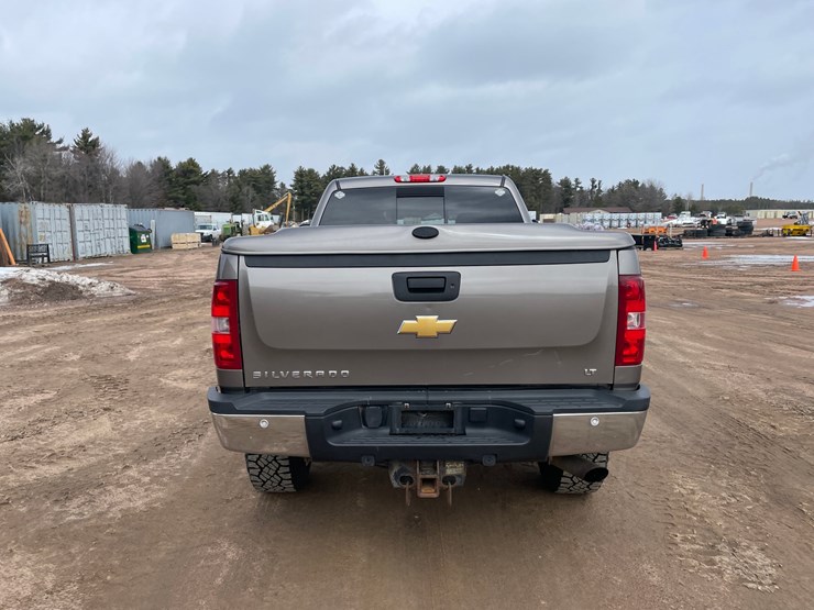 2013-chevrolet-silverado-2500hd-image-4