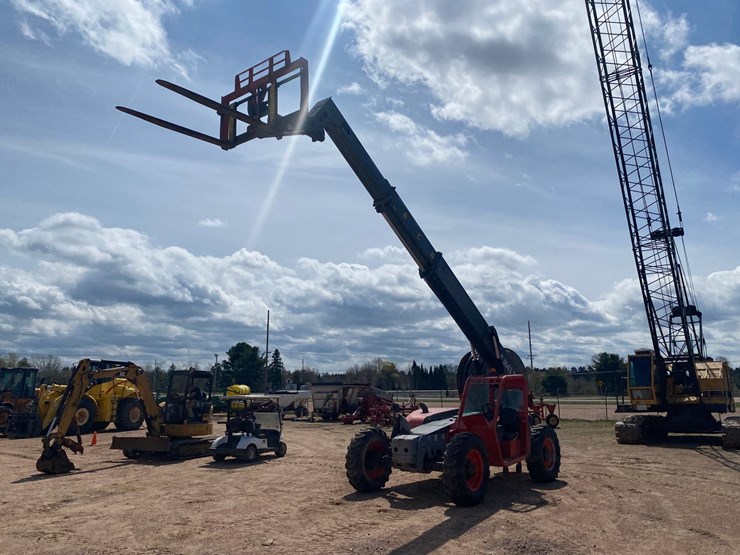 #1306-•-2018-skyjack-8,000lb-telehandler-image-45