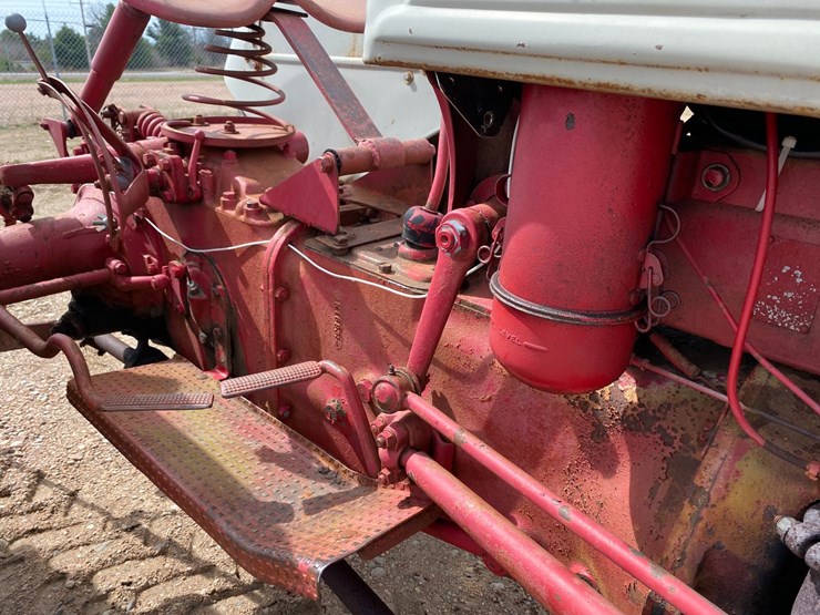 ford-tractor-image-17