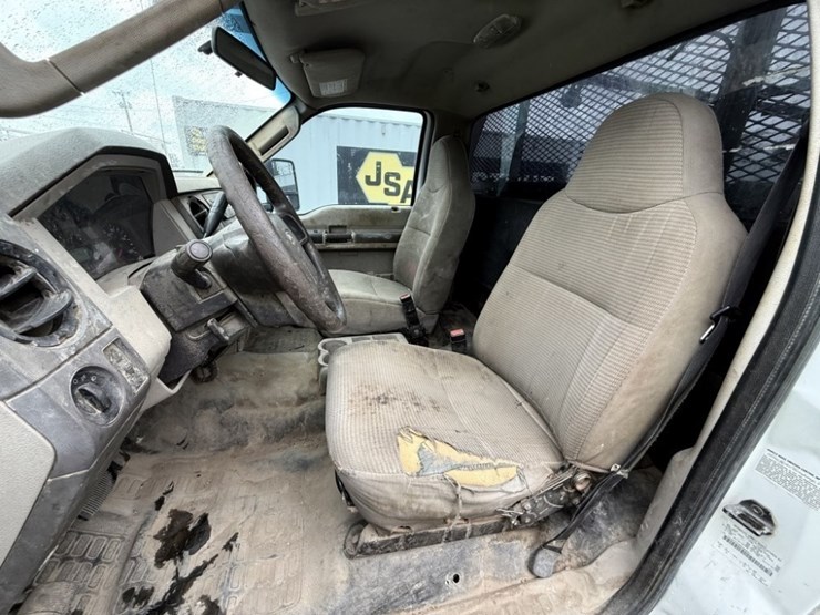 2009-ford-f550-sd-image-24