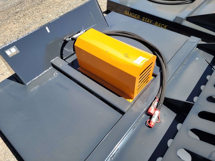 wolverine-brush-cutter-image-3