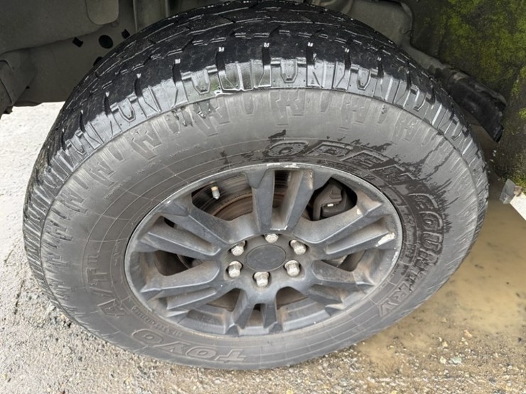 2015-ford-f150-image-17