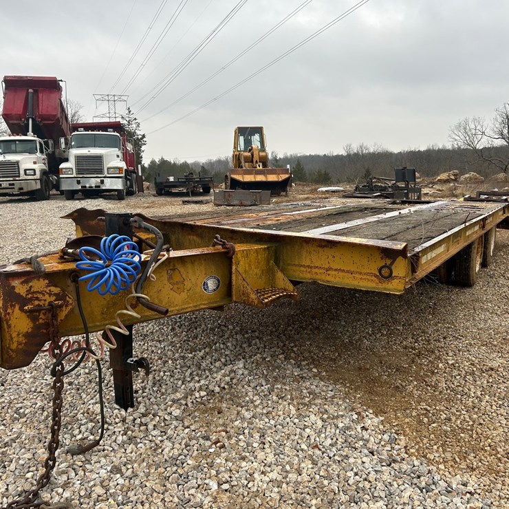 1994 DYNAWELD TRAILER