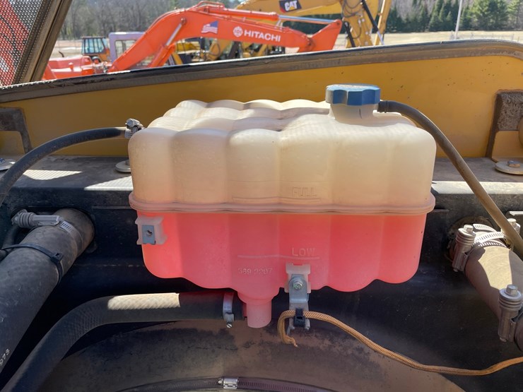 caterpillar-324e-image-70