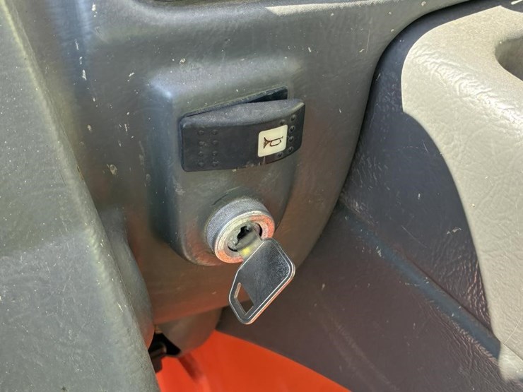 2015-jlg-g5-18a-image-17