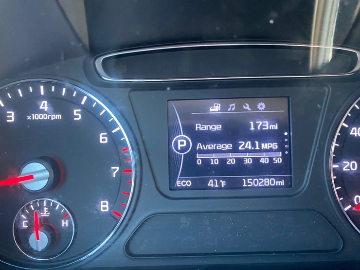 2016-kia-sorento-image-34