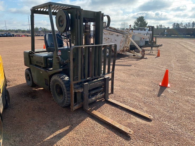 #1106-•-1989-hyster-forklift-image-3