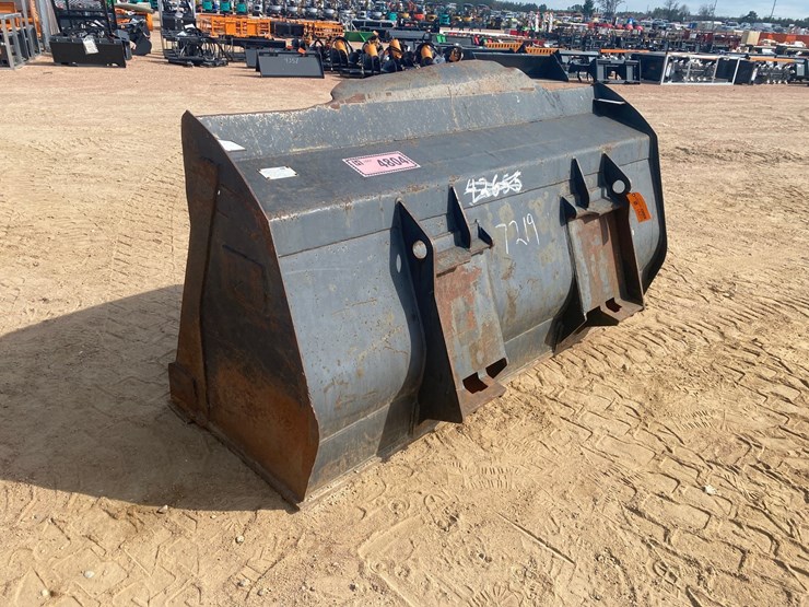 caterpillar-80-image-5