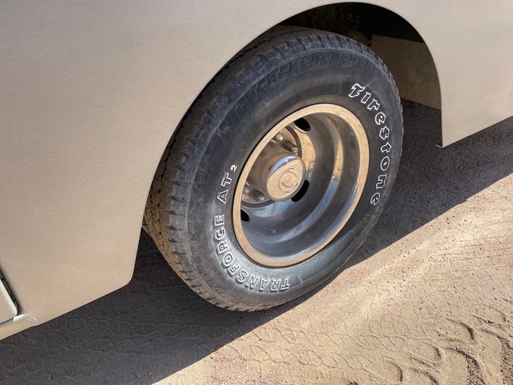 2009-ford-f350-xl-image-25