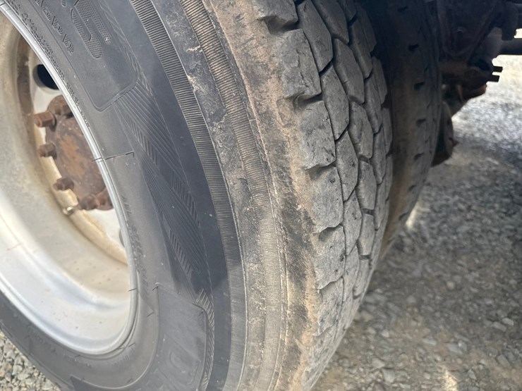 2007-mack-cl733-image-84