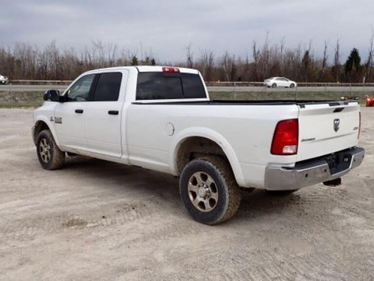 2018-ram-2500-hd-image-7