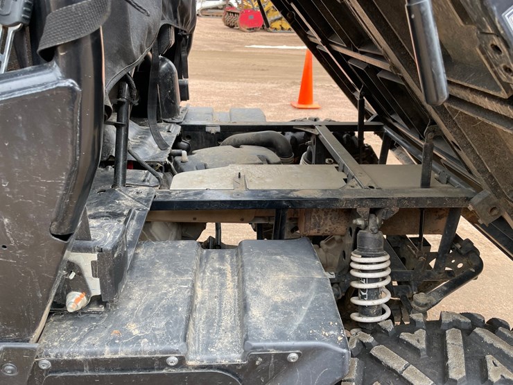 2017-arctic-cat-700-image-29