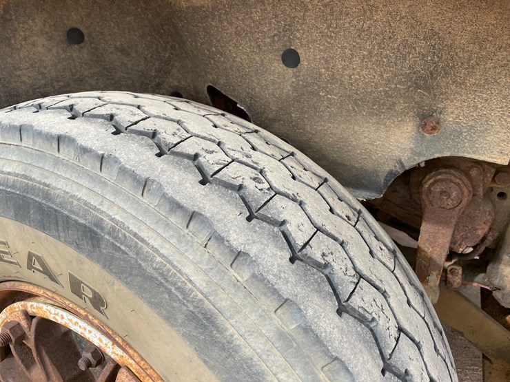 1995-international-2554-image-31