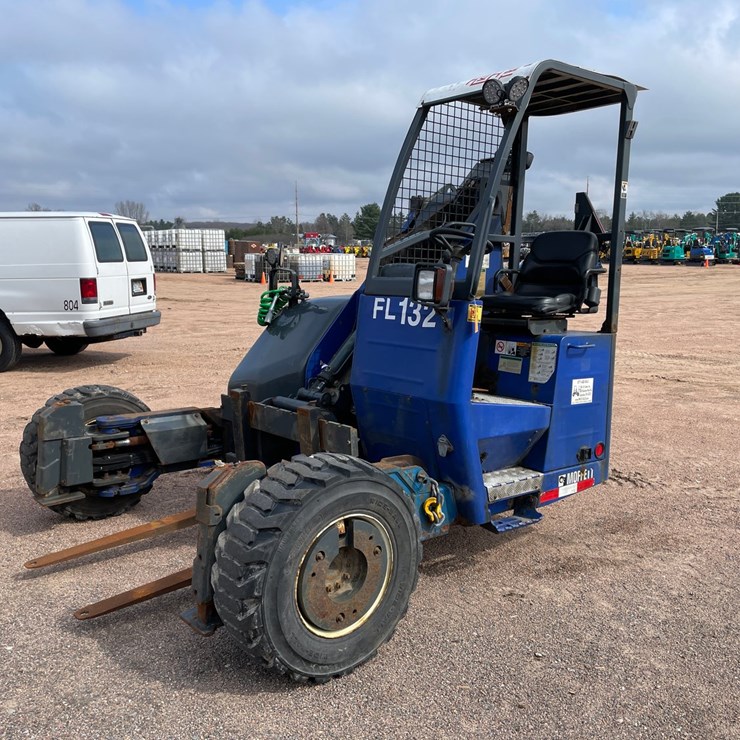 #1250 • Moffet TM55-4W Piggyback Forklift