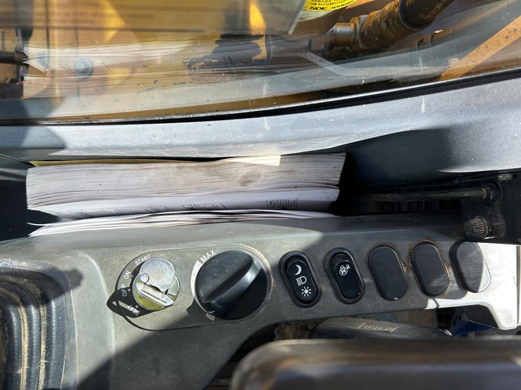 komatsu-pc138us-lc-8-image-25