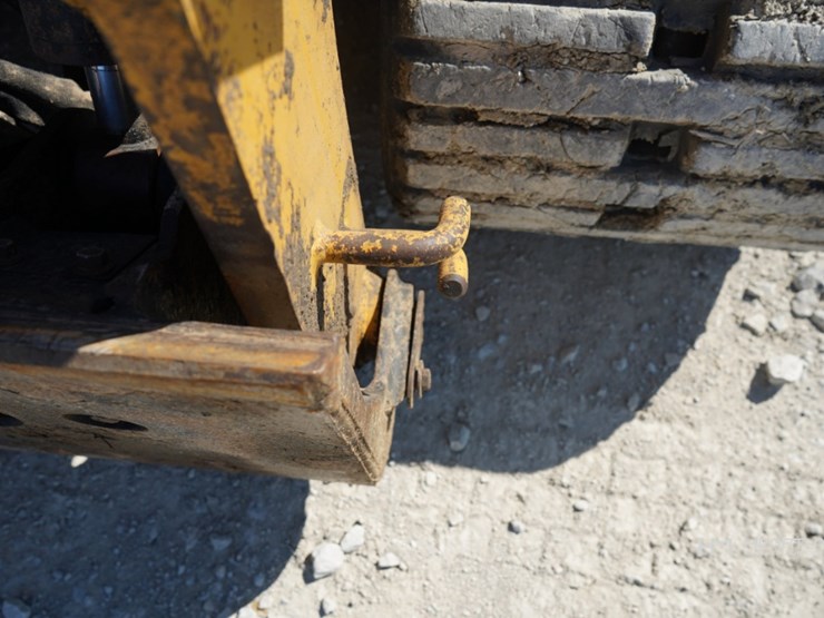 2020-caterpillar-289d3-image-36