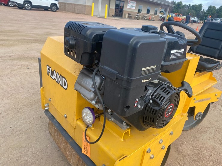 #1299-•-2007-fland-dual-vibrating-roller-image-10