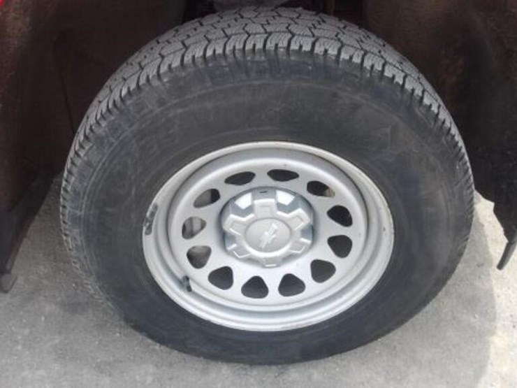 2023-chevrolet-1500-image-55