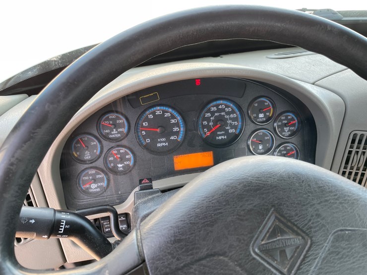 2016-international-durastar-4400-image-47