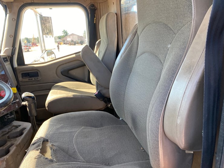 2007-caterpillar-c13-image-36