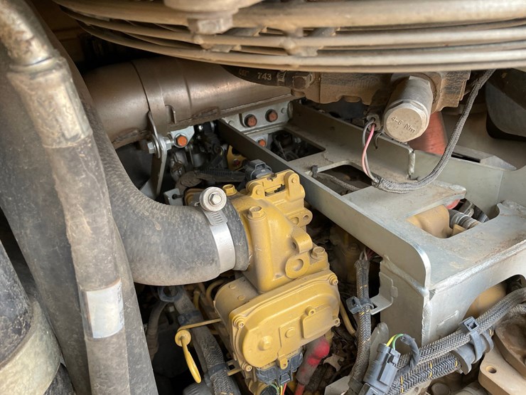 2019-caterpillar-299d2-xhp-image-38