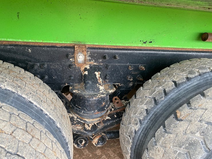 2015-kenworth-t800-image-28