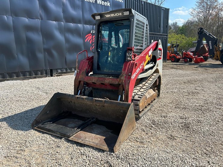 2016-takeuchi-tl8-image-8