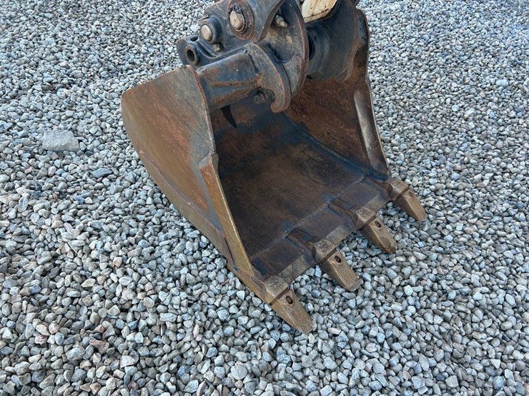 2025-bobcat-e35-image-8