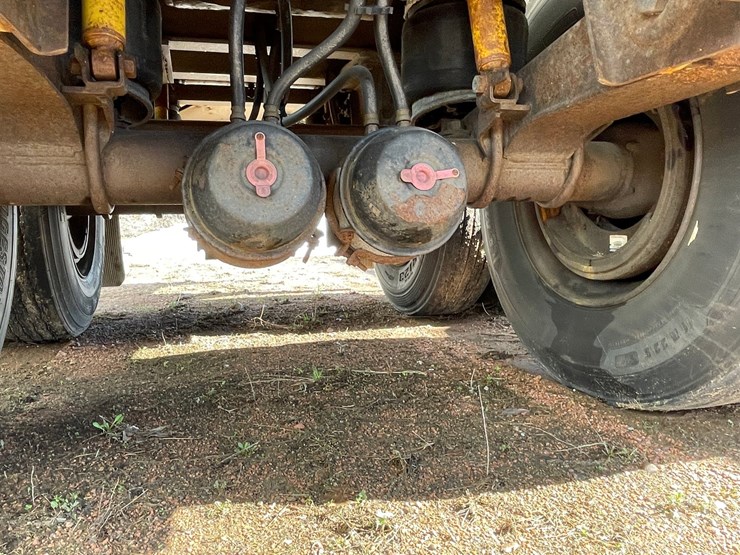 1994-walker-tanker-image-10