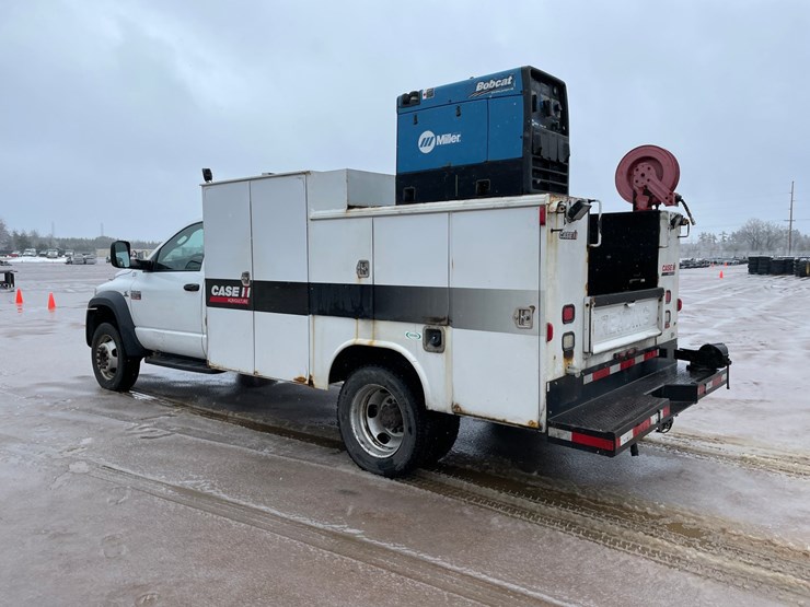 2008-dodge-ram-5500-image-3