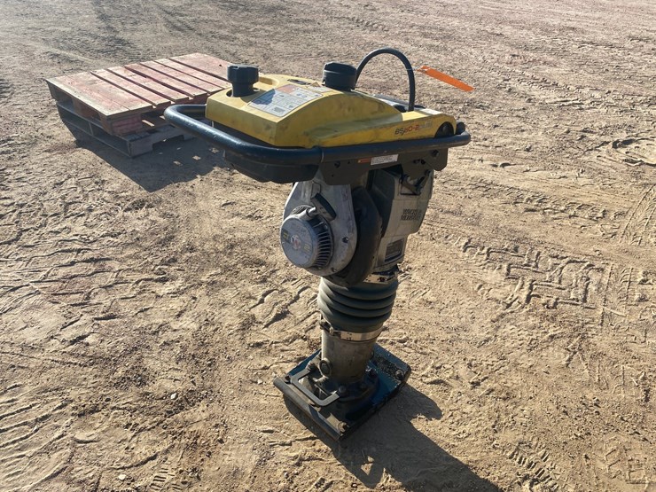 2017-wacker-neuson-bs60-image-2