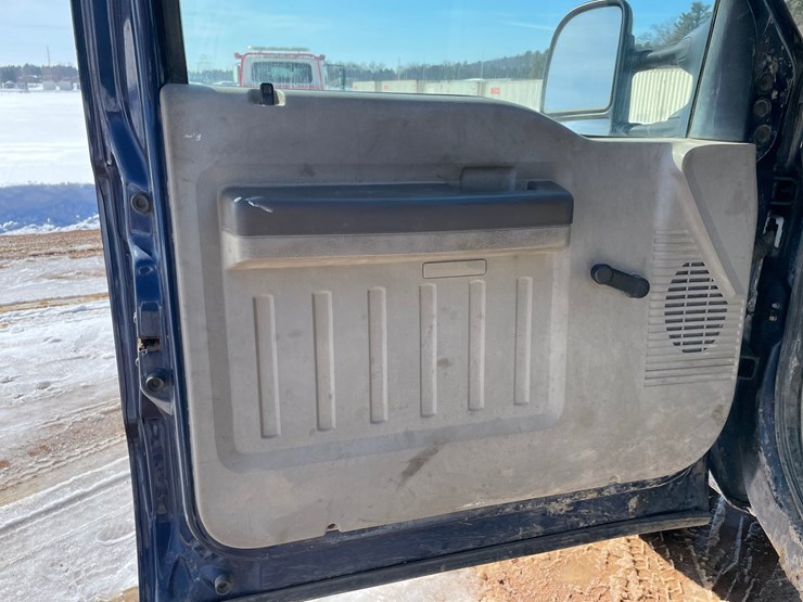 2008-ford-f350-image-40