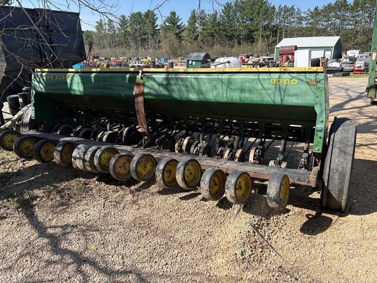 john-deere-8000-image-6