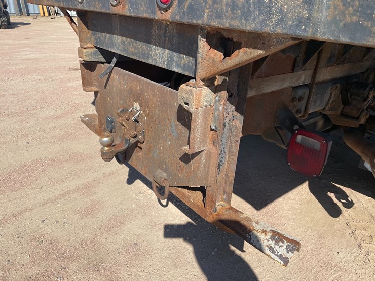 2012-ford-f550-image-24