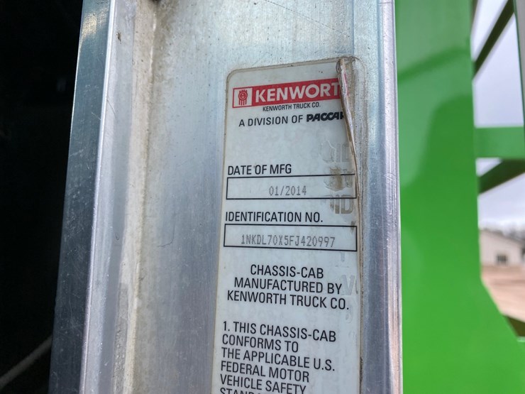 2015-kenworth-t800-image-59