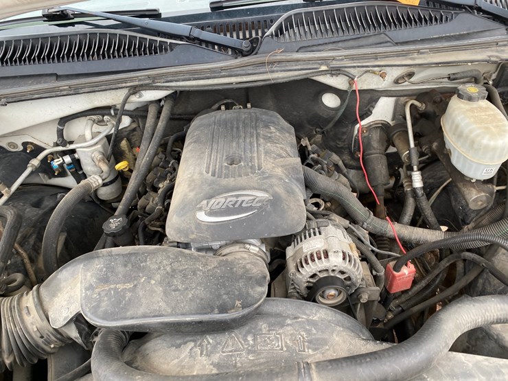 2004-chevrolet-2500-image-34